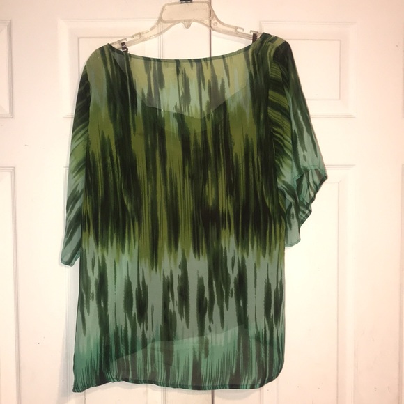 Women’s 2-pc Embellished Top - Picture 8 of 10